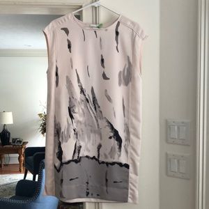 Sleeveless dress, feels like silk